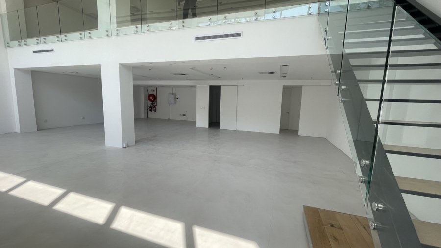 To Let commercial Property for Rent in Gardens Western Cape